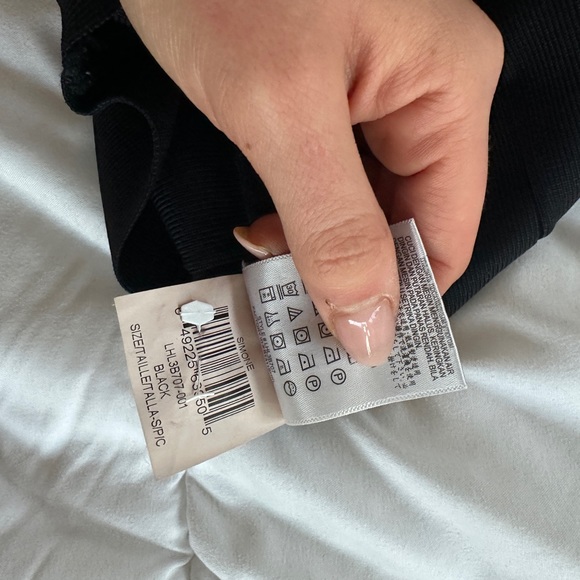 BcbgMAXAZRIA SIMONE TEXTURED POWER SKIRT BLACK SMALL - Picture 11 of 11